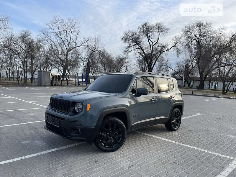 Внедорожник / Кроссовер Jeep Renegade 2017 в Одессе