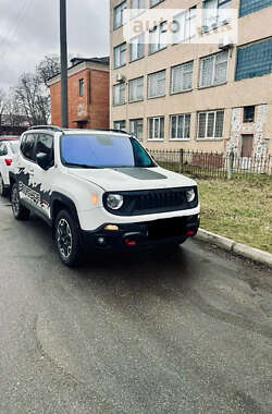 Позашляховик / Кросовер Jeep Renegade 2016 в Олександрії