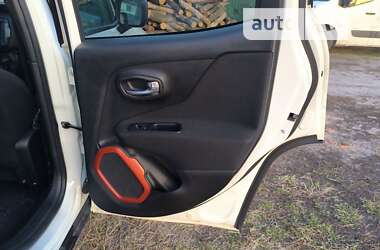 Позашляховик / Кросовер Jeep Renegade 2018 в Смілі