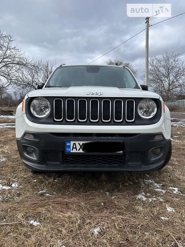 Внедорожник / Кроссовер Jeep Renegade 2016 в Краматорске