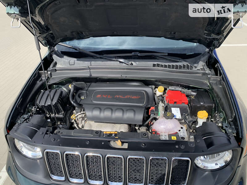 Внедорожник / Кроссовер Jeep Renegade 2020 в Сумах