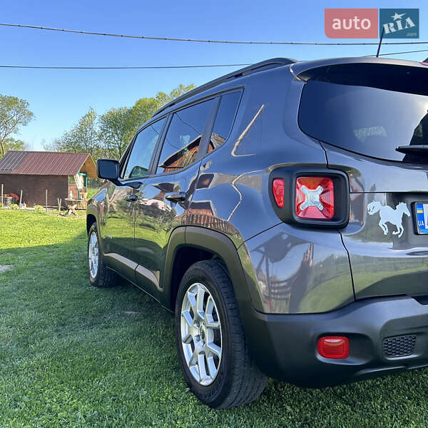 Позашляховик / Кросовер Jeep Renegade 2019 в Яремчі