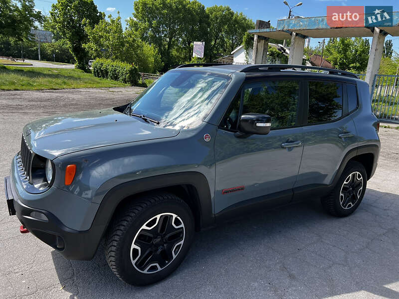 Позашляховик / Кросовер Jeep Renegade 2015 в Броварах