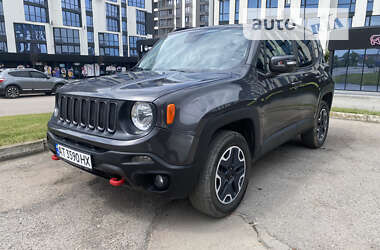 Позашляховик / Кросовер Jeep Renegade 2016 в Івано-Франківську