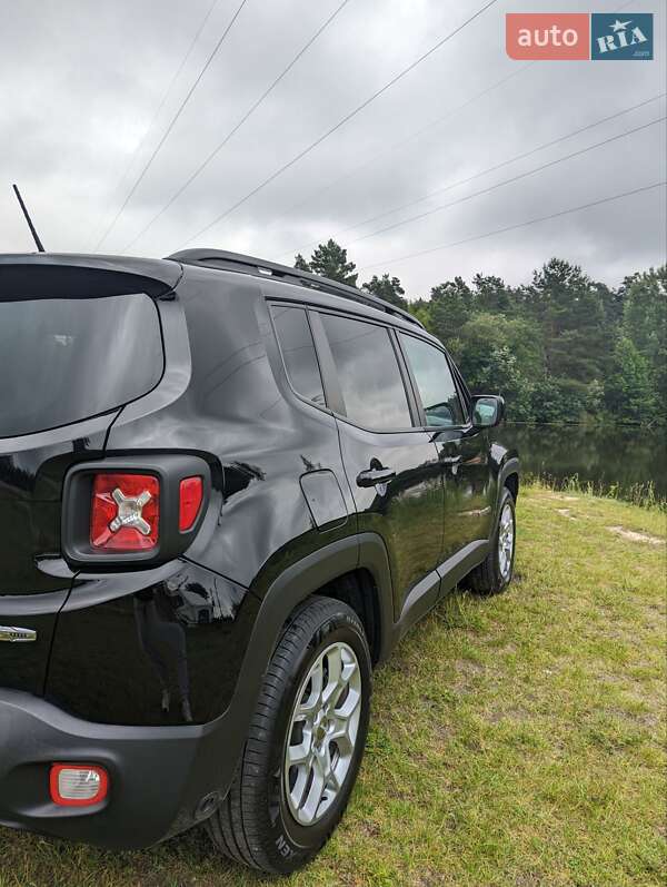 Позашляховик / Кросовер Jeep Renegade 2015 в Києві