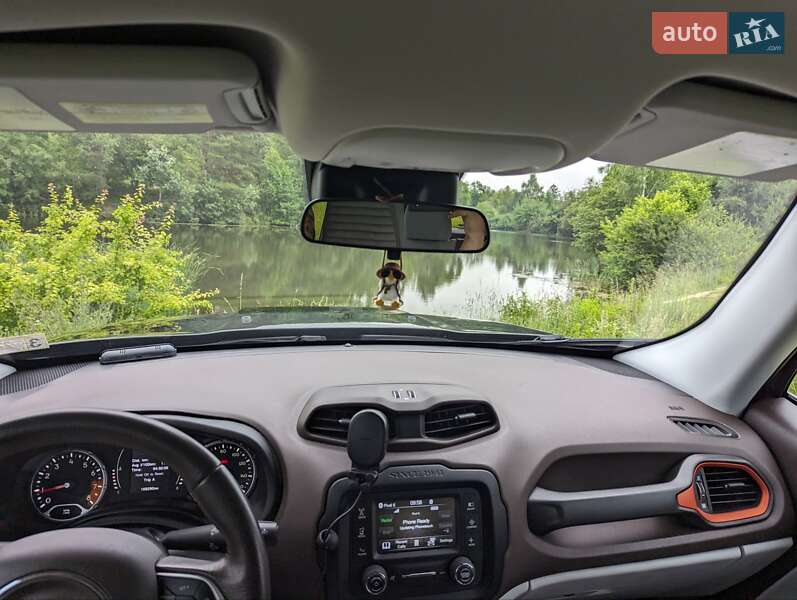 Позашляховик / Кросовер Jeep Renegade 2015 в Києві