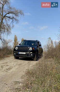 Внедорожник / Кроссовер Jeep Renegade 2017 в 