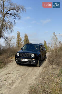 Внедорожник / Кроссовер Jeep Renegade 2017 в 