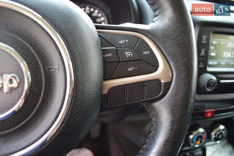 Позашляховик / Кросовер Jeep Renegade 2017 в Львові