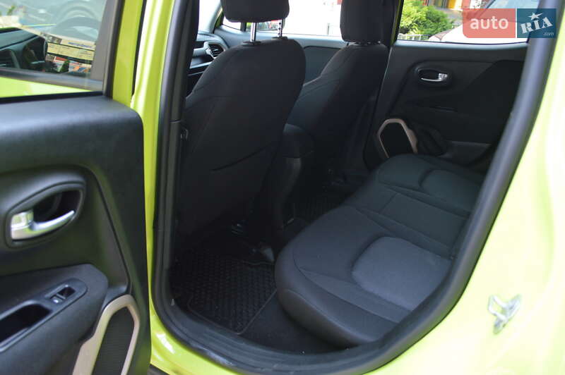 Позашляховик / Кросовер Jeep Renegade 2017 в Львові