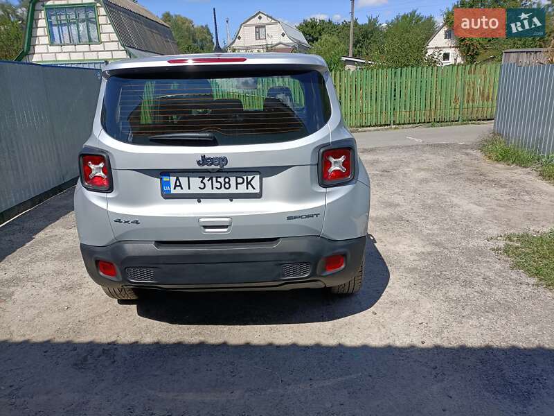 Позашляховик / Кросовер Jeep Renegade 2021 в Василькові