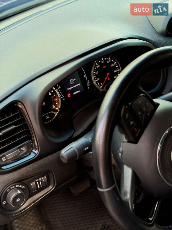 Позашляховик / Кросовер Jeep Renegade 2020 в Вишневому