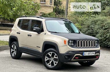 Внедорожник / Кроссовер Jeep Renegade 2016 в Киеве