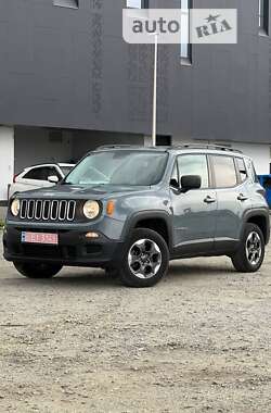 Позашляховик / Кросовер Jeep Renegade 2016 в Рівному