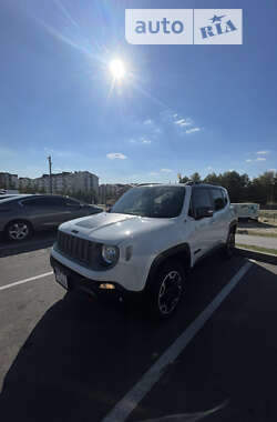 Внедорожник / Кроссовер Jeep Renegade 2015 в Ровно