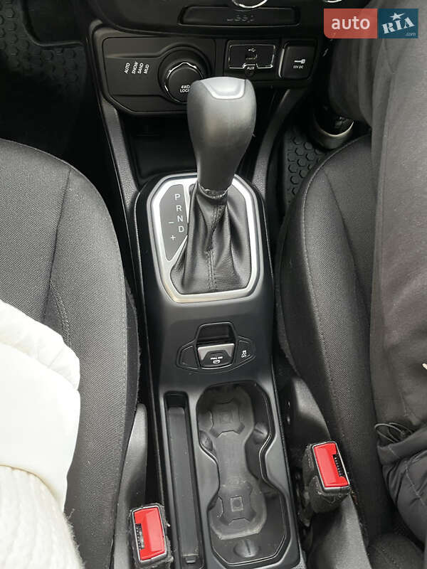 Внедорожник / Кроссовер Jeep Renegade 2018 в Хмельницком