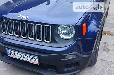 Позашляховик / Кросовер Jeep Renegade 2016 в Валках