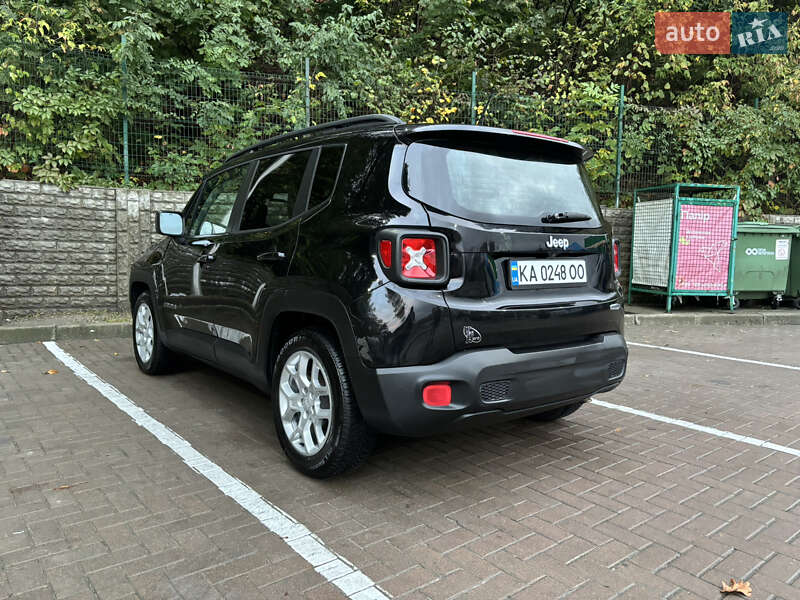 Внедорожник / Кроссовер Jeep Renegade 2015 в Киеве фото 3 Внедорожник / Кроссовер Jeep Renegade 2015 в Киеве