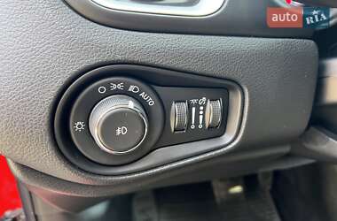 Позашляховик / Кросовер Jeep Renegade 2015 в Одесі