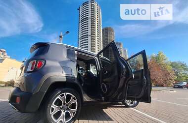 Внедорожник / Кроссовер Jeep Renegade 2016 в Киеве