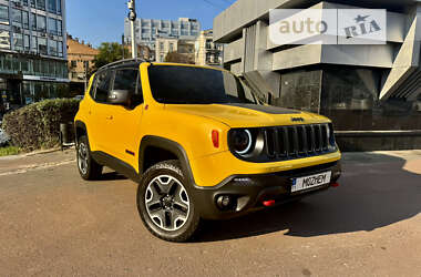 Позашляховик / Кросовер Jeep Renegade 2015 в Києві