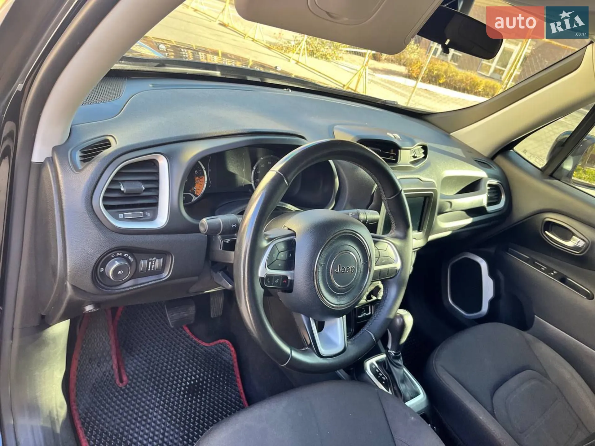 2018 Jeep Renegade - мініатюра 10