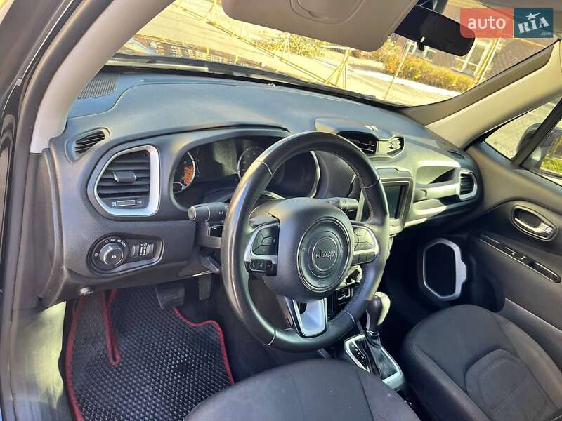 Внедорожник / Кроссовер Jeep Renegade 2018 в Ирпене
