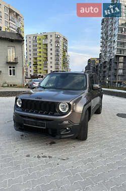 Позашляховик / Кросовер Jeep Renegade 2015 в Львові