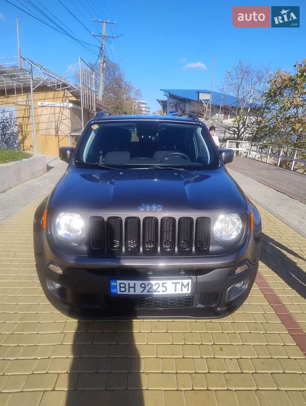 Внедорожник / Кроссовер Jeep Renegade 2018 в Черноморске