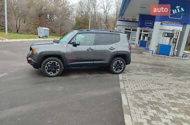 Позашляховик / Кросовер Jeep Renegade 2016 в Дубні