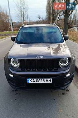 Позашляховик / Кросовер Jeep Renegade 2016 в Василькові