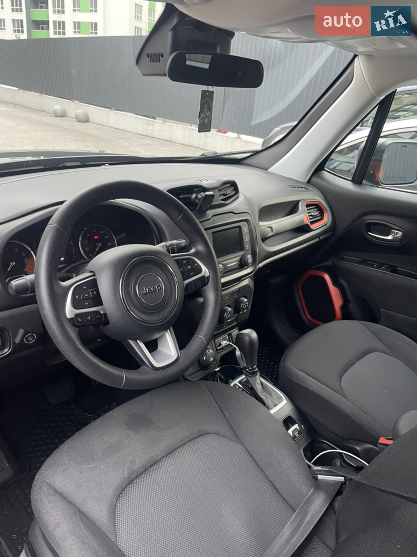 2018 Jeep Renegade - мініатюра 3