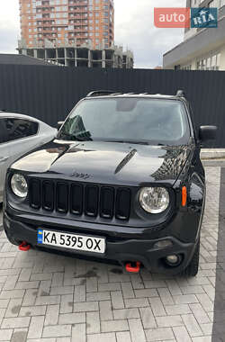 Внедорожник / Кроссовер Jeep Renegade 2018 в 