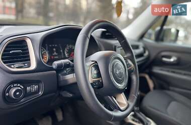 Внедорожник / Кроссовер Jeep Renegade 2016 в Ровно