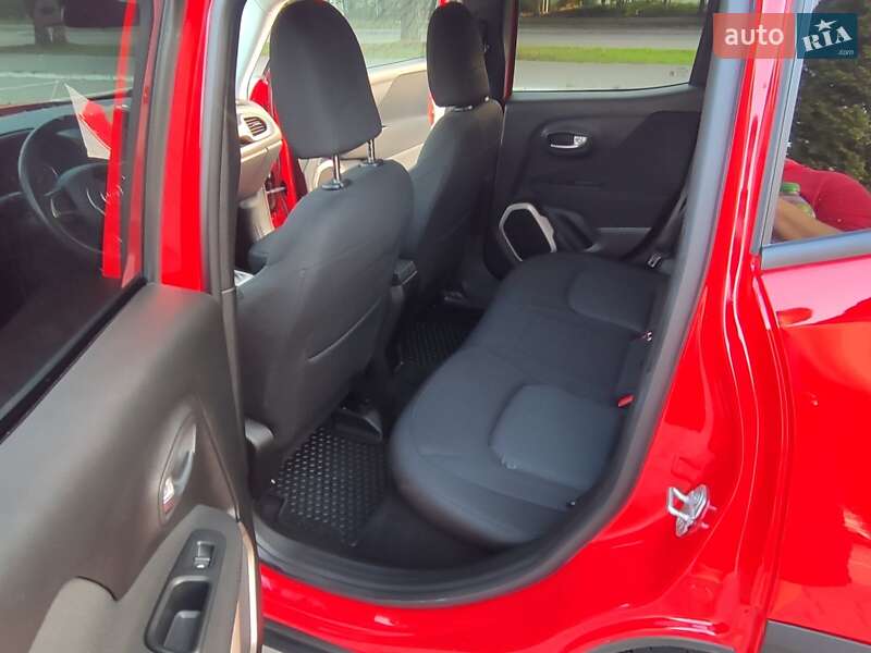 Внедорожник / Кроссовер Jeep Renegade 2017 в Одессе