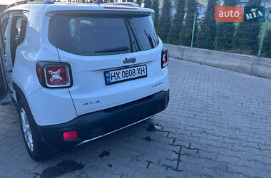 Позашляховик / Кросовер Jeep Renegade 2016 в Чернівцях