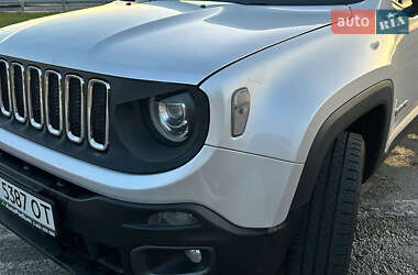 Внедорожник / Кроссовер Jeep Renegade 2016 в 