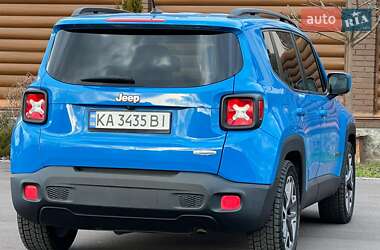 Позашляховик / Кросовер Jeep Renegade 2015 в 