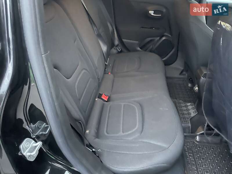 Внедорожник / Кроссовер Jeep Renegade 2020 в Одессе