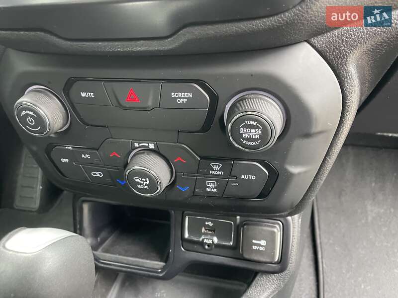 Внедорожник / Кроссовер Jeep Renegade 2018 в Одессе фото 32 Внедорожник / Кроссовер Jeep Renegade 2018 в Одессе