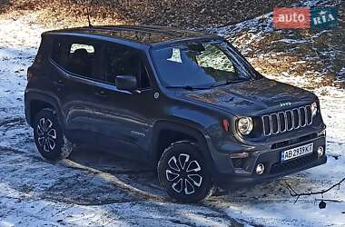 Позашляховик / Кросовер Jeep Renegade 2019 в 