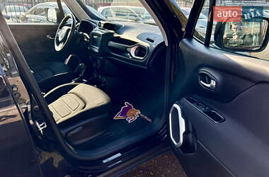 Внедорожник / Кроссовер Jeep Renegade 2018 в 