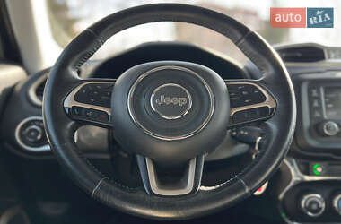 Позашляховик / Кросовер Jeep Renegade 2015 в 