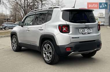 Позашляховик / Кросовер Jeep Renegade 2016 в Києві