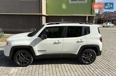 Позашляховик / Кросовер Jeep Renegade 2021 в 