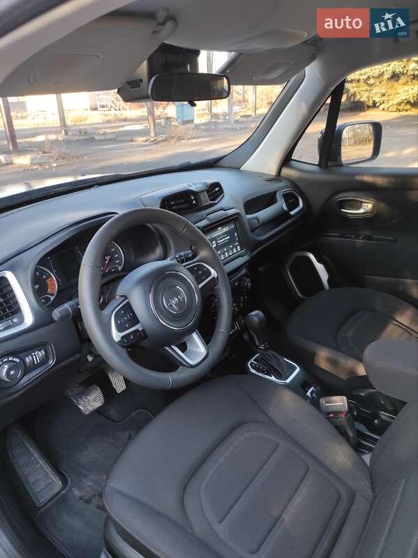 Внедорожник / Кроссовер Jeep Renegade 2019 в Кривом Роге