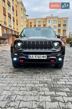 Позашляховик / Кросовер Jeep Renegade 2016 в Києві