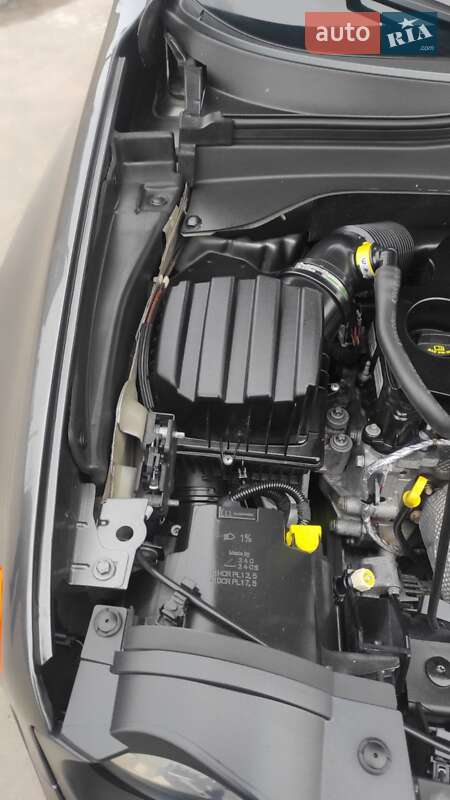Внедорожник / Кроссовер Jeep Renegade 2018 в Дубно