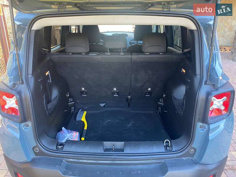 Позашляховик / Кросовер Jeep Renegade 2017 в Львові фото 18 Позашляховик / Кросовер Jeep Renegade 2017 в Львові