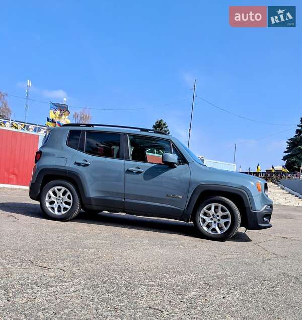 Внедорожник / Кроссовер Jeep Renegade 2018 в Валках